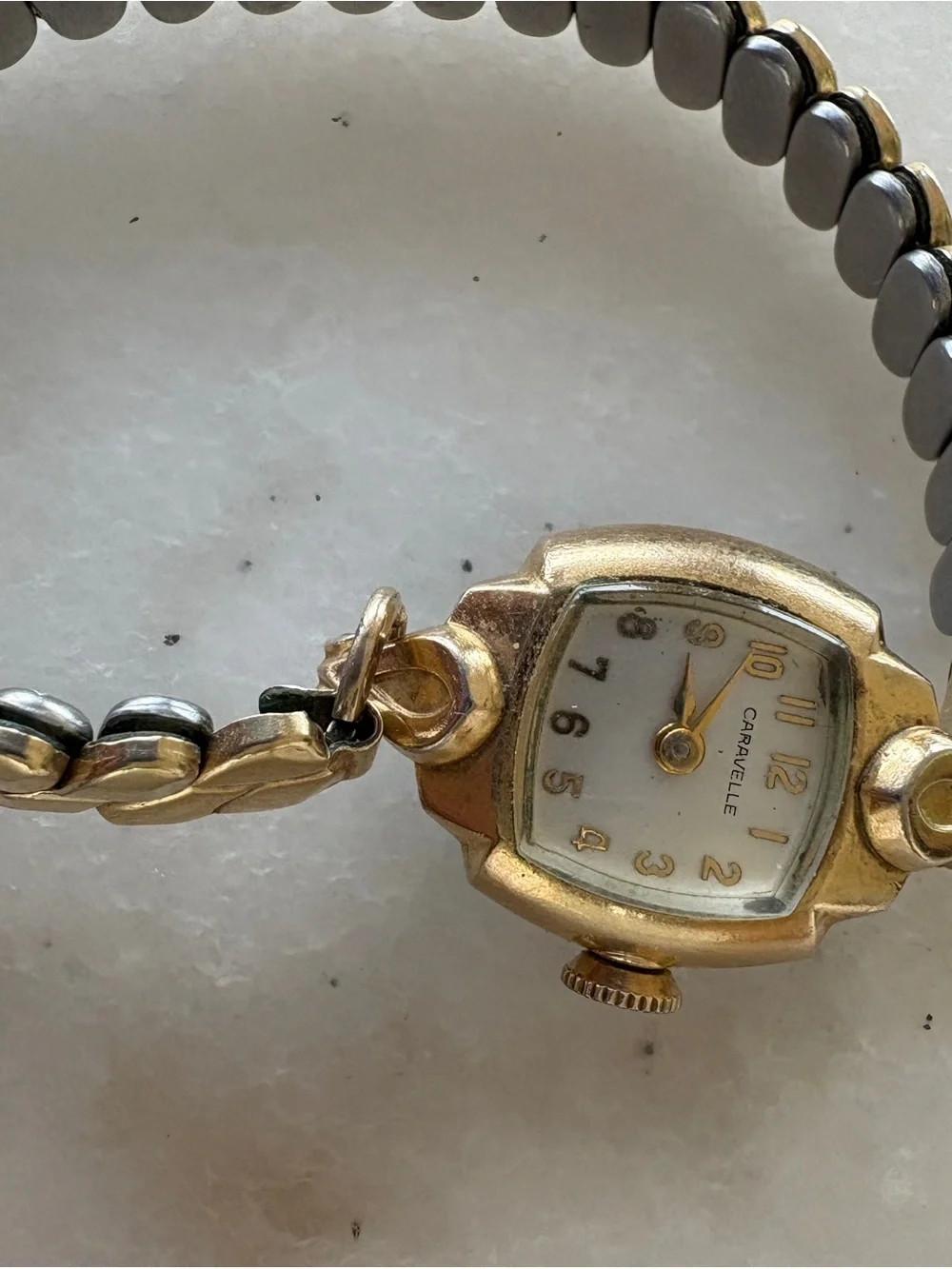 14k GP Caravelle Art Deco Vintage Women's Gold-Tone Linked Bracelet Watch. Works
